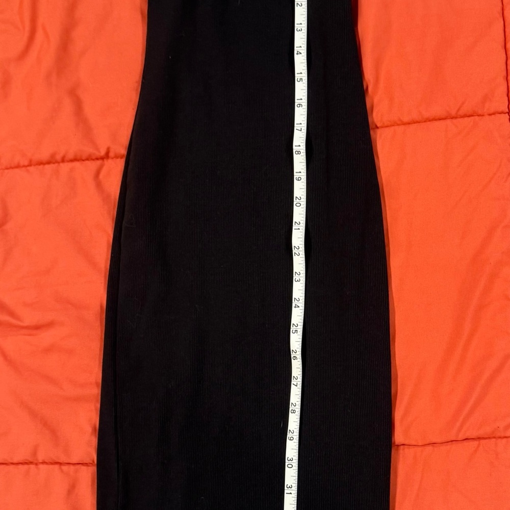 Zara Ribbed Black Dress - Picture 2 of 6
